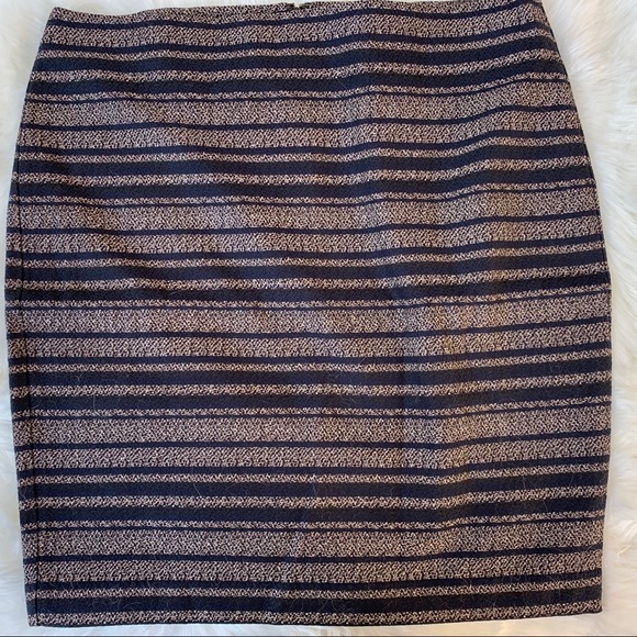 LOFT Dresses & Skirts - Loft Striped Skirt Size 18